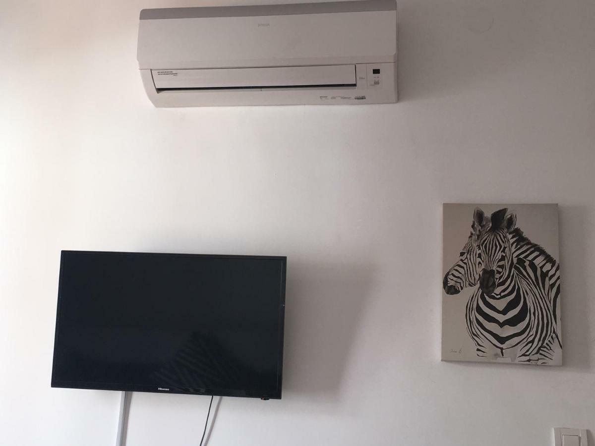 Apartamento Steven 阿达莱斯 外观 照片